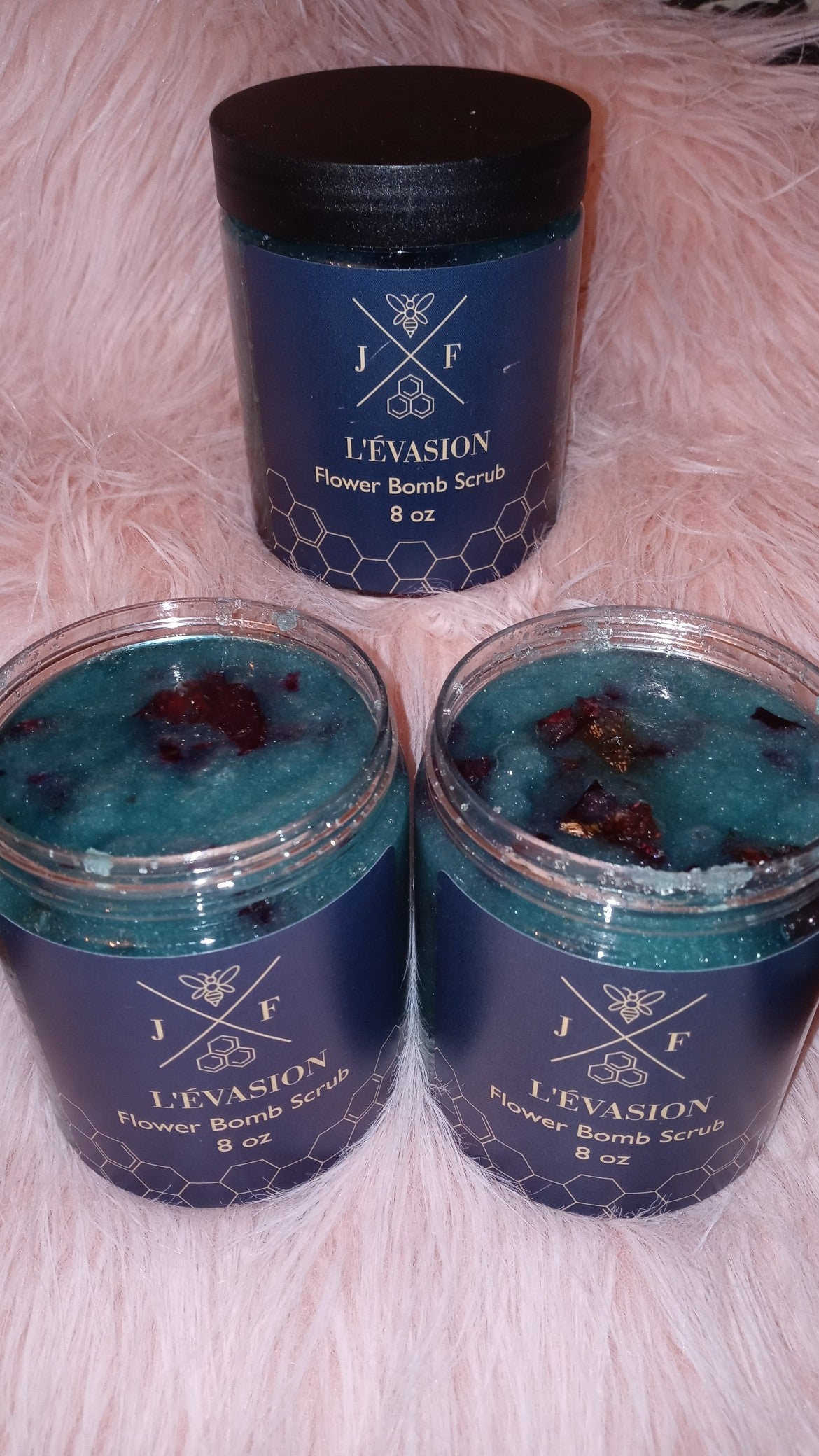 Flower Bomb sugar scrub